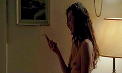 Milla Jovovich tits naked