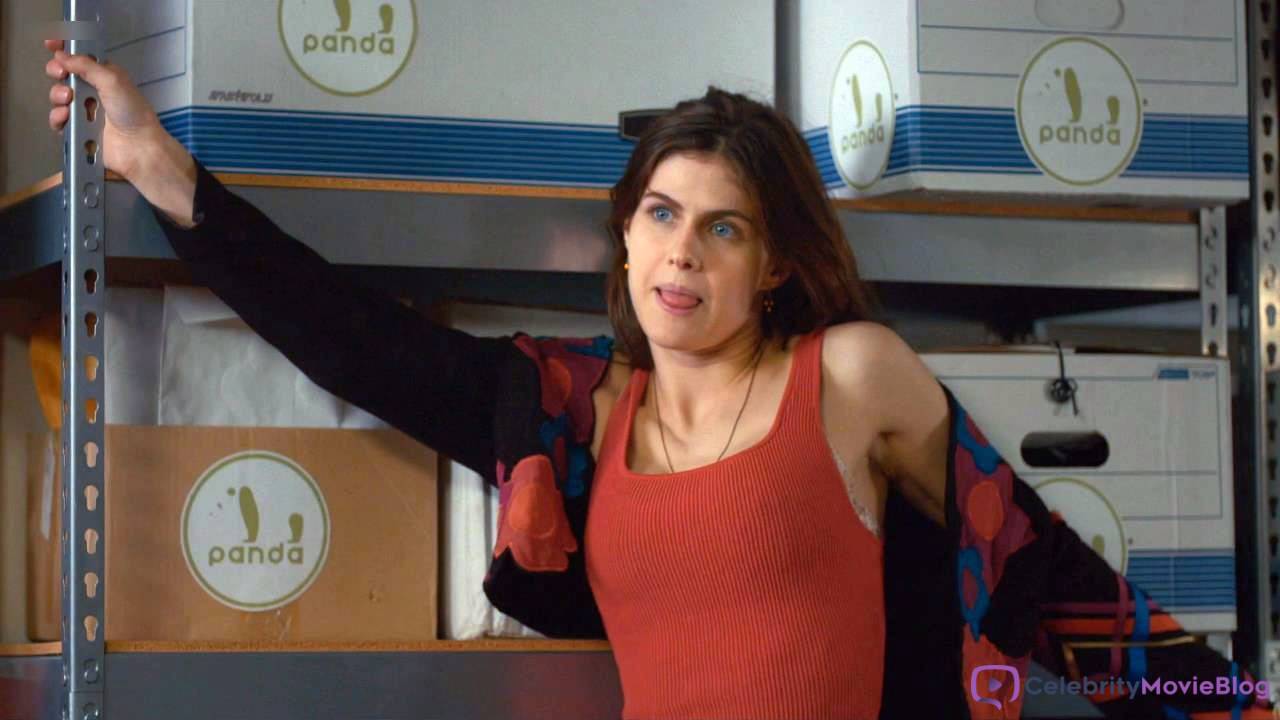 Alexandra Daddario Pussy Lick Scene in Can You Keep A Secret - Celebrity  Movie Blog