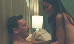 Olivia Munn naked