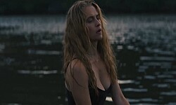 Teresa Palmer cleavage