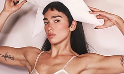 Dua Lipa sexy