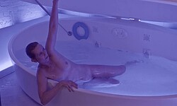 Cynthia Nixon nude