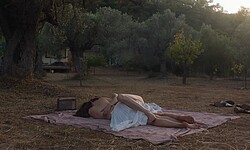 Emma Mackey Vicky Krieps lesbian sex