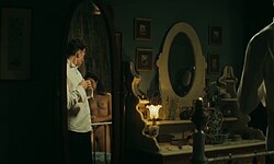 Fotini Peluso frontal nude