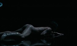 Anne Hathaway naked