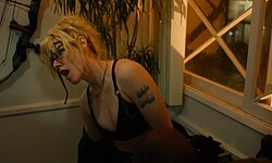 Kristen Stewart cleavage