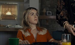 Kiernan Shipka And Krysten Ritter Sexy In Stone Cold Fox
